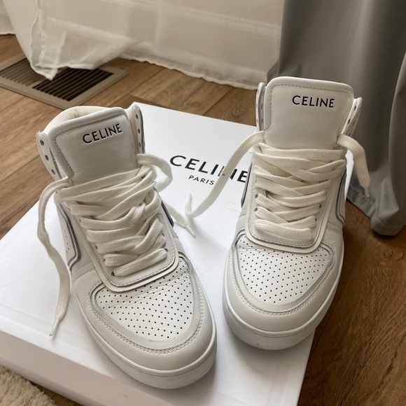 Celine Sneakers woman size 36 ( fits small) so regular 37 like new!!! - Picture 10 of 16